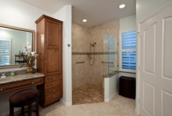 Remodeled bathroom in Saint Louis, MO by Thanks To Holloway LLC